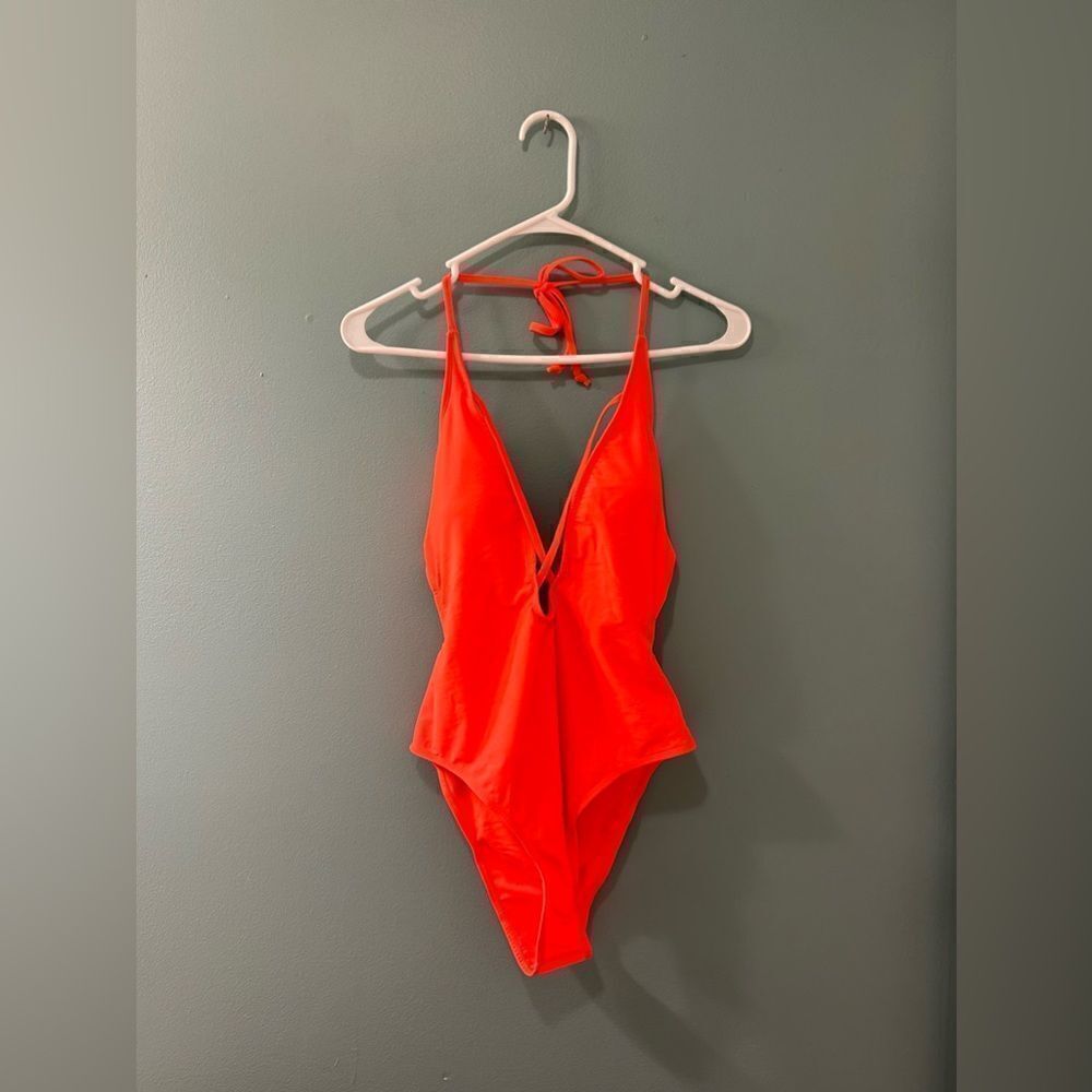 NWOT … Tangerine “Size: L” Swimsuit